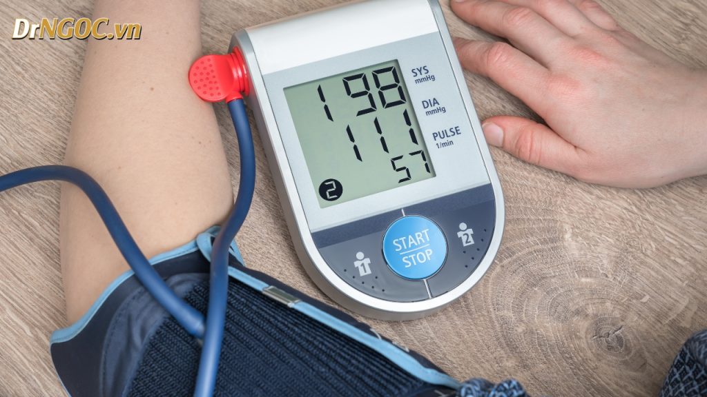 Huyết áp dao động trong ngày – chuyện bình thường hay bất thường? Dr Ngọc 